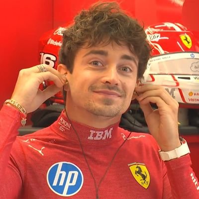 Pgaso1's profile picture. Bacharelado em Geografia🧭 - ufrn (mapas são difíceis)

Bissexual, viciada em fórmula 1, amor pelos livros e pela arte