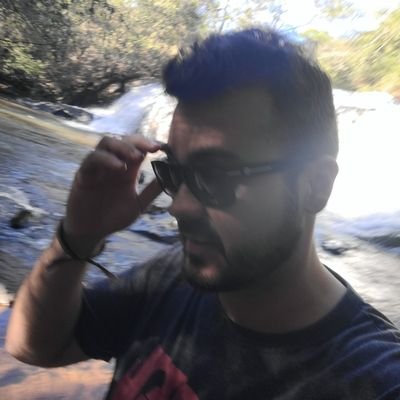 _LukazR's profile picture. Cansado :/