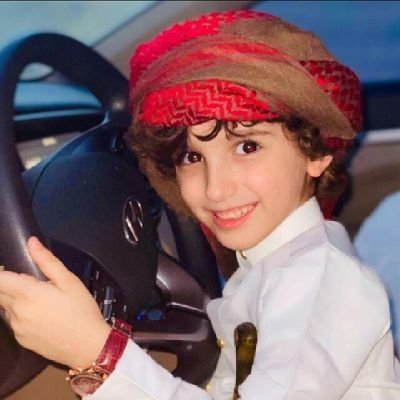 الي مش جاد لا يجي والجدين يجيو في سريه تااااام انا زبي مقوم الحين