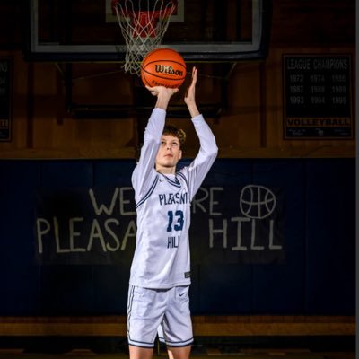 Douggreen130851's profile picture. 2027/6’5/combo guard/pleasant hill high school