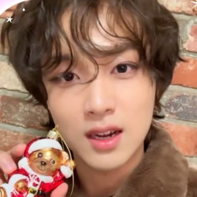 chaebnny's profile picture. hyuck i yo tomando matcha ˙ . ꒷ 🍰 . 𖦹˙—