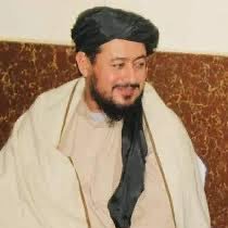 ابتدایي زدکړې مې په کابل او ننګرهار کې کړي د کابل له پوهنتون څخه د لیسانس او ماسټرۍ او له جامعة قاسمیه څخه مې د دکتورا(تخصص فی الفقه) سند تر لاسه کړی