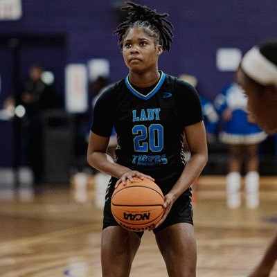 destini mclemore ~ c/o 2028🎓Bradwell Institute (GA) 4.0 gpa 💙💛 #20 5’9 Guard🏀 AAU~ bouncenation fbc ncaa id# 2505595665