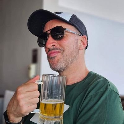Clinging onto my mid forties. Lover of life, boxer dogs, Bielsa, Yorkshire, music, food and drinking. Glass always half full 💛💙🤍. There is no tomorrow.