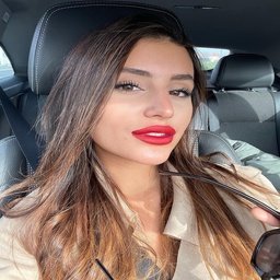 💸 analyzing candlestick charts lover, smart girl! looking for hot tips. DM me about market news! 🎯 #NYSE #Markets