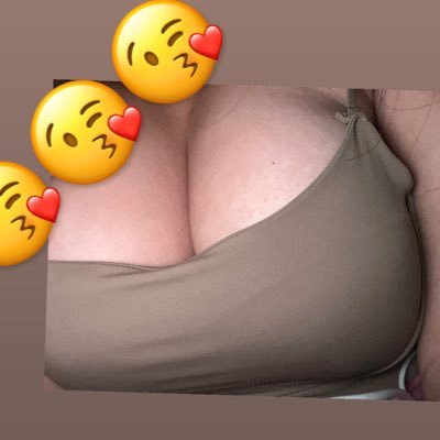 adrianakiss007's profile picture. +19💋 hola bebes soy nueva, quieren grabar contenido? jejej🤭