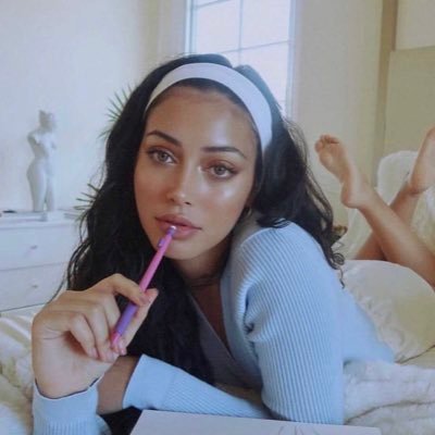 SalmaIbra81's profile picture. سالفه مالهاش نهايه.