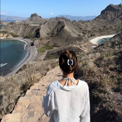 sashimeen_'s profile picture. the happiest glow digger