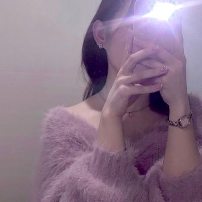 nana_mga_1733's profile picture. Mrs. GREEN APPLEのおかげで今日も生きてる