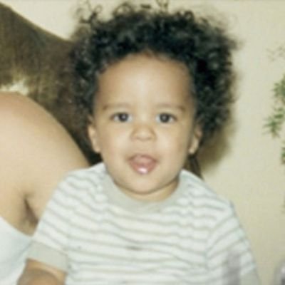 WickyDest's profile picture. living life one day at a time🌹🌻