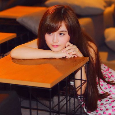 NatkaNiels52986's profile picture. 