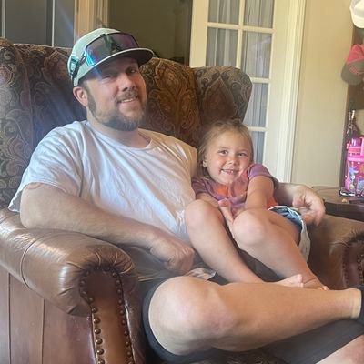 timmy2shoezzz's profile picture. 