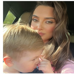 Eatawdir04594's profile picture. 🌟 market heroine all in on clearly hunting value stocks! open to insights. DM me for stock alerts! 🔥 #Stocks #Trends