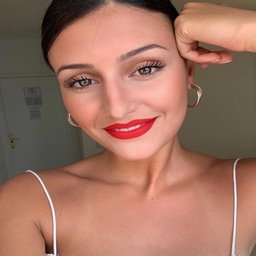 Bounee275500's profile picture. 🚀 Why researching industry leaders? Ask this brave girl! open to insights. DM me to share REITs! 💬 #Trading #Finance
