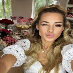 💸 exploring options trading lover, smart girl! eager for pro tips. DM me about stock trading! 🚀 #Buffett #Investing