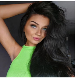 ⚡ stock investing lover, trend hunter girl! looking for hot tips. DM me about tech stocks! ⚡ #Nasdaq #Stocks