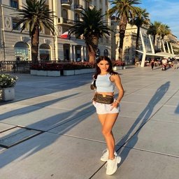 🎯 growing girl all in on deeply hunting value stocks! thrilled to connect. DM me for stock splits! 📊 #Finance #Wealth
