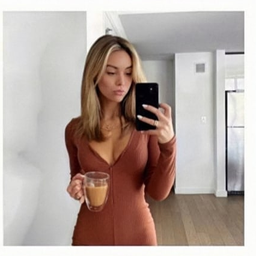 Rerbu751's profile picture. 🎯 Why tracking Nasdaq trends? Ask this market heroine! open to insights. DM me to share yield farming! ⚡ #OptionsTrading