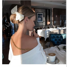 Klerwaw289's profile picture. ⚡ ambitious girl with a knack for tracking Nasdaq trends! open to insights. Chat stock dips via DM! ⚡ #ETF #Markets