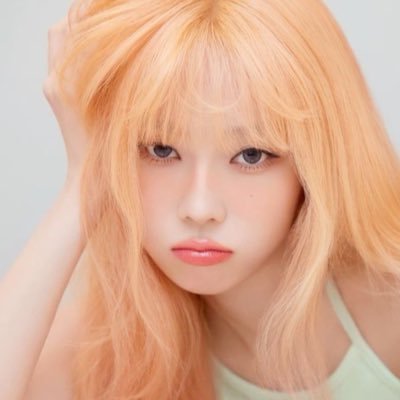 illit_bomb's profile picture. fan account for #ILLIT