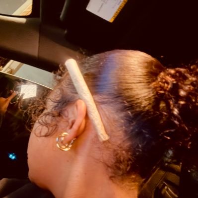 Natural Beauty At It’s Finest 🥴||Petite||God First🫶🏻||😁BIG 23||🌈|| It’s All Lovee 🙂↔️