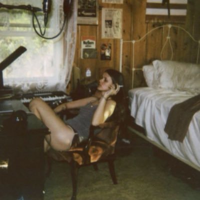 chloesbelljar's profile picture. 📚cr: Our Evenings - Allan Hollinghurst | Normal People - Sally Rooney (re-read)