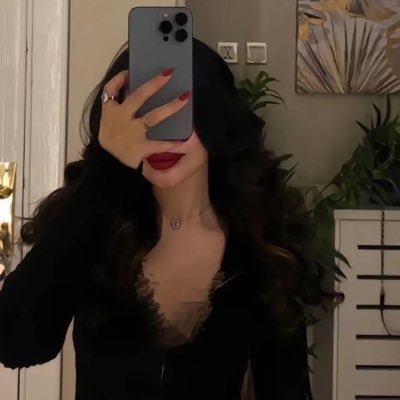 ggzz_l30's profile picture. 
