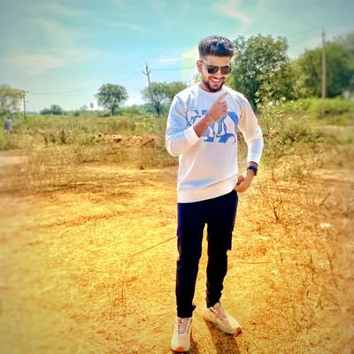 subbu_tweeter1's profile picture. Die Hard Fan of @tarak9999💪💪

| NTR anna tarvate evadina 🔥 |
 Software engineer | Amma Nanna NTR ✊❤ | king  Kohli 👑 | Suriya ♥️ |