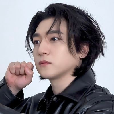 sungjjinee's profile picture. 데이식스를 사랑하고 애끼고 찬양하고🐻🦊🐰🐶🍀💚