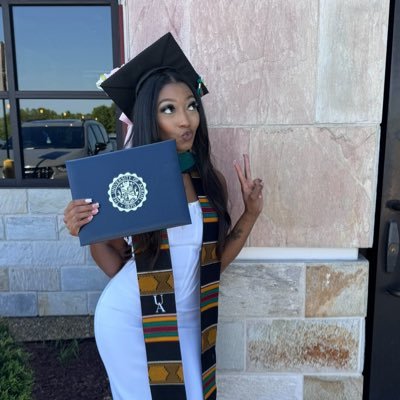 _nicoleii_'s profile image