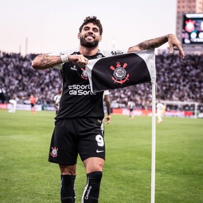 Robgol___'s profile picture. Sei lá, manda um pix ai