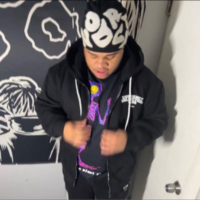 idkdboy's profile picture. 