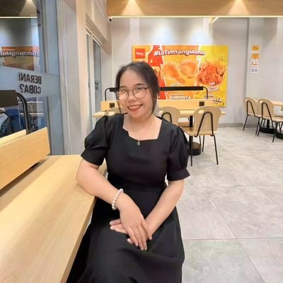 namtantip__'s profile picture. Alergi sama monyet !!