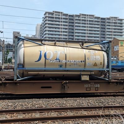 dojin1086086's profile picture. 誰かの鍵垢。
内通🈲
今後は神出鬼没🐯
ゲイはお断り。