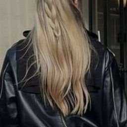 Oukausuh917's profile picture. Gods determine what you're going to be。