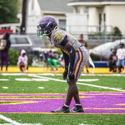 DL/LB/RB/S c/o 2027 |6’0|180| @staugnola 3.9 GPA