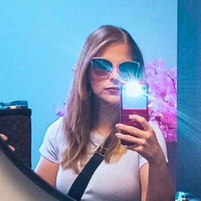 AiR3ReeKahNergy's profile picture. ￼ Innovative American Dreamer💭