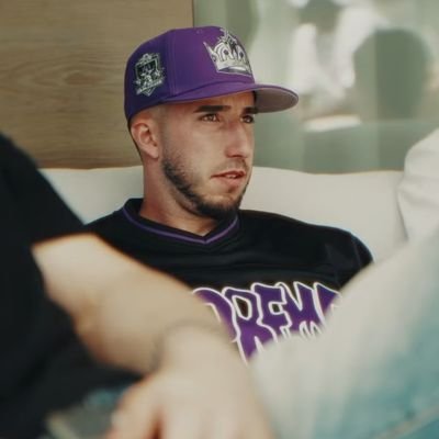 D8txibe's profile picture. 