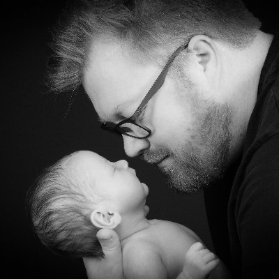 AW-2 Creative Director @EchoGuild the #1 guild in @warcraft Producer of Production || VFX/Video Editor/Graphic Designer