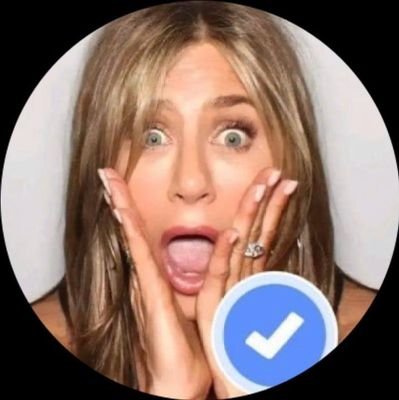 My friends call me Jen.
Founder @lolavie