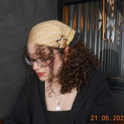 isyanatessii's profile picture. jin jiyan azadi