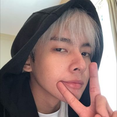 I just love everything about pablo and justin. ☆゚.*・。゚
A'TIN since 2019. 3/5 menpa. 2/5 wet signature.