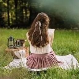 Nararlie221's profile picture. 