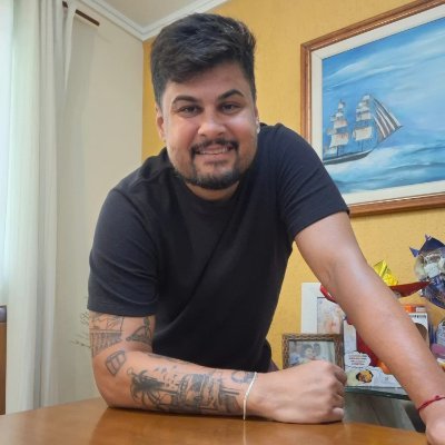 Assessor de imprensa por missão, viajante por paixão. Amo o carnaval, a música e uma cerveja. Imperatriz Leopoldinense 💚👑