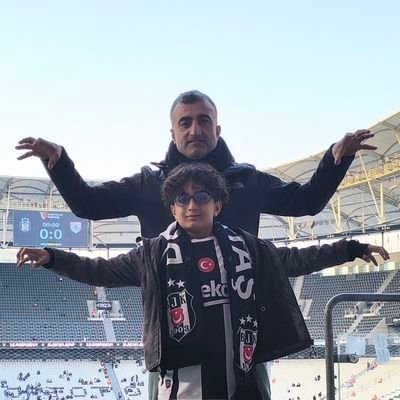 Önce kul, sonra Eş, Baba, Öğretmen, Midyat, Nazilli, Doğuştan Kartal 🦅.
Kendi doğrularının savunucusu...
Next Sosyal: https://t.co/BCXqebyv1C