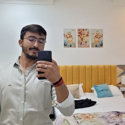 harishjha570's profile picture. 🇮🇳