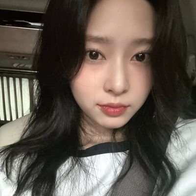 eisapreloved's profile picture. perbuss! kadang seller kadang buyer. jual netflix & canva, knock my dm. ♡