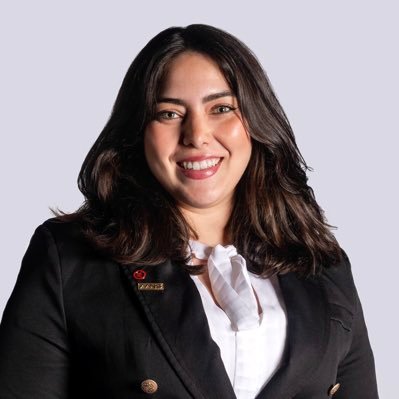 Brazil 🇧🇷 l Aspiring Neurosurgeon 🧠 l Research Fellow at Gamma Knife Center, NYU 🇺🇸 l Amateur photographer l Tweets are my own