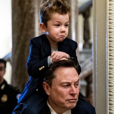 Son of Elon Musk. Self Media. MEGA 🚀❤️I'll never speak ill of my Dad. Stay safe, God Bless America🇺🇸