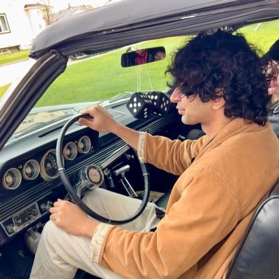 ShaooSky's profile picture. 25. Optimistic, liberal, and kind. I like climbing, live theatre, animals, and smoothies. Effective Altruism adjacent. Mostly tweet about Politics and Culture.